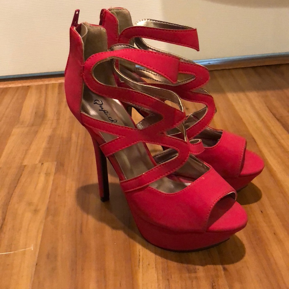 Heels platform